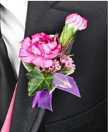 MAGICAL MEMORIES PROM BOUTONNIERE
